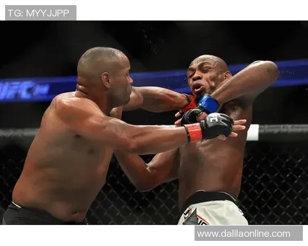 UFC琼斯与科米尔二番战精彩回顾及赛后分析 UFC琼斯与科米尔二番战精彩回顾及赛后分析